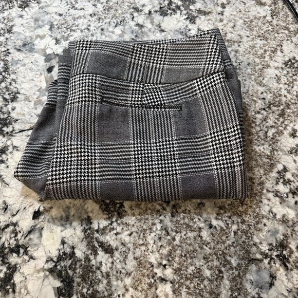Worthington Women's Black and White Plaid Pants - Picture 13 of 15